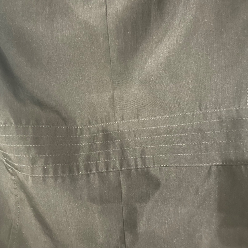 Raincoat - Picture 3 of 16